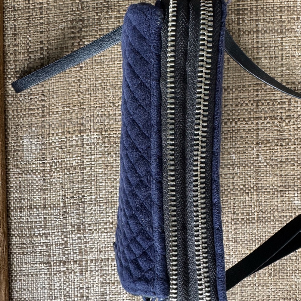 Vera Bradley Navy Quilted Crossbody Bag - Picture 11 of 16
